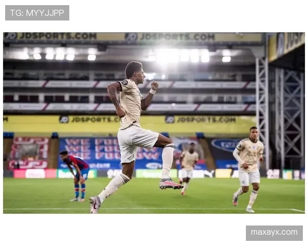 巴西队进攻火力全开,创历史新高表现惊艳 巴西队进攻火力全开,创历史新高表现惊艳