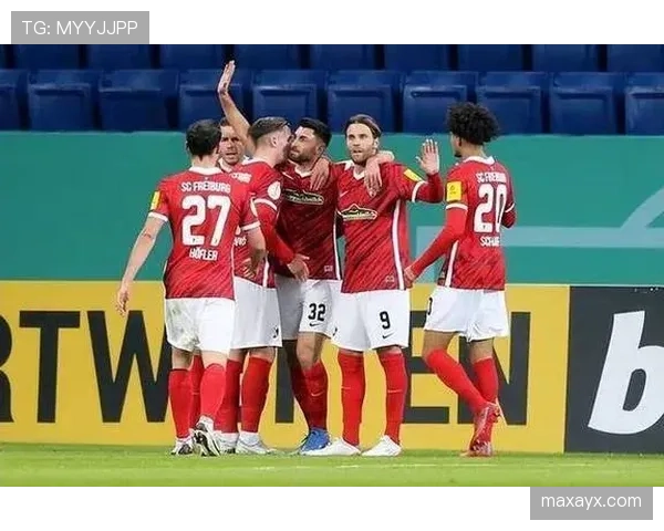 弗赖堡新星闪耀赛场，助球队逆转取胜状态回暖